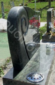 Headstone Koru