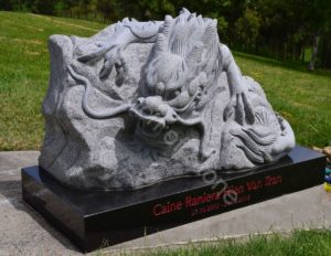 Headstone-dragon-granite